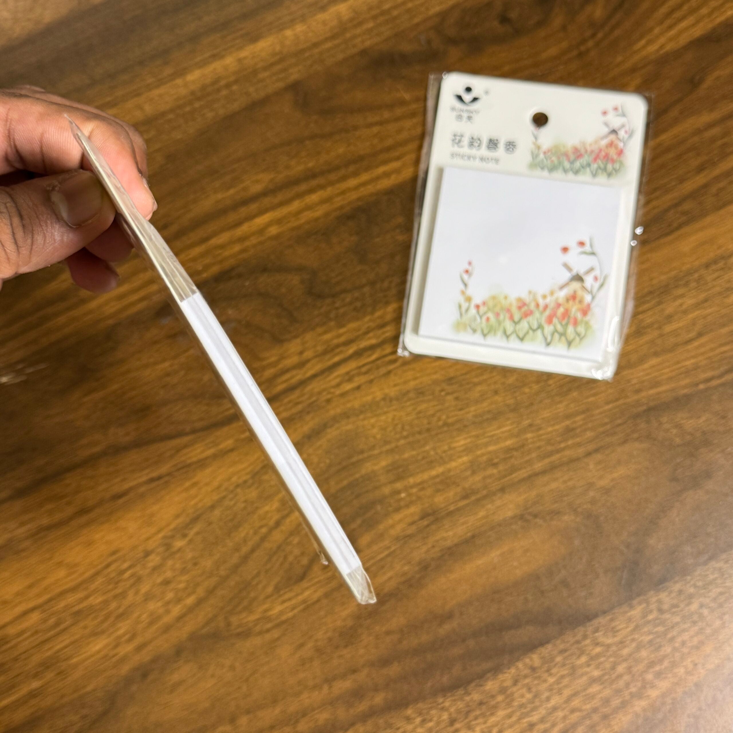Floral print sticky notes pad