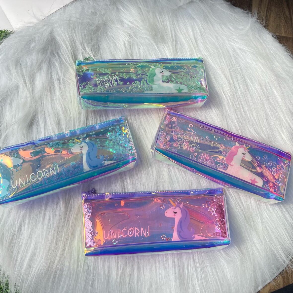 Unicorn water glitter pouch