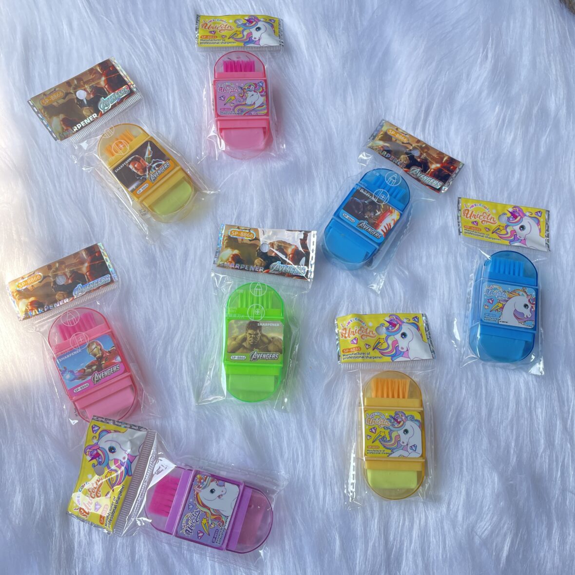 Sharpner & eraser with duster(random)