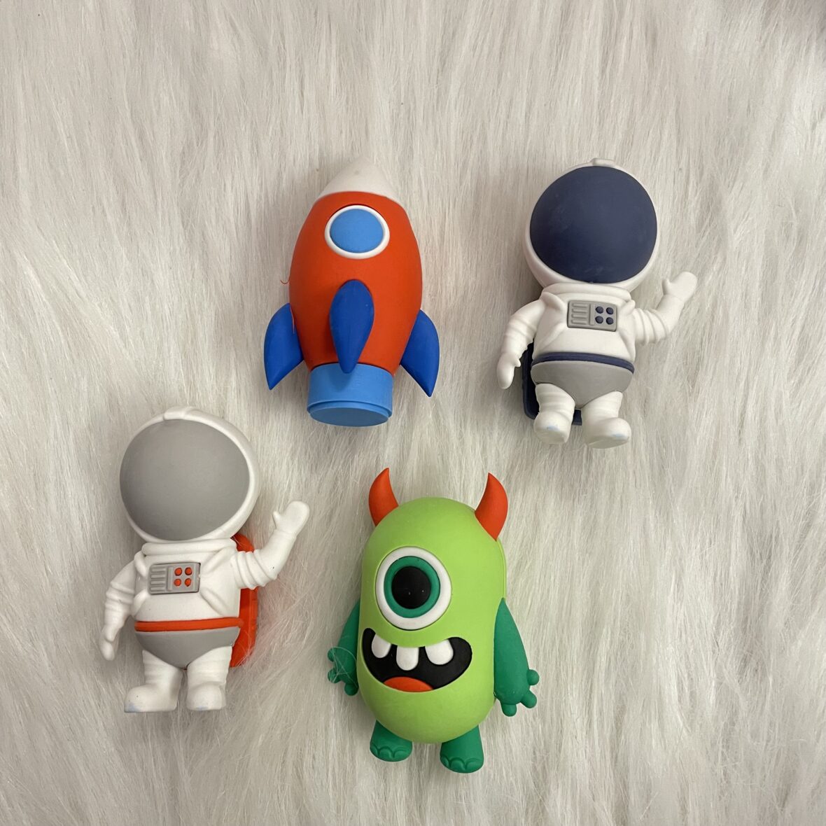 Jumbo space eraser