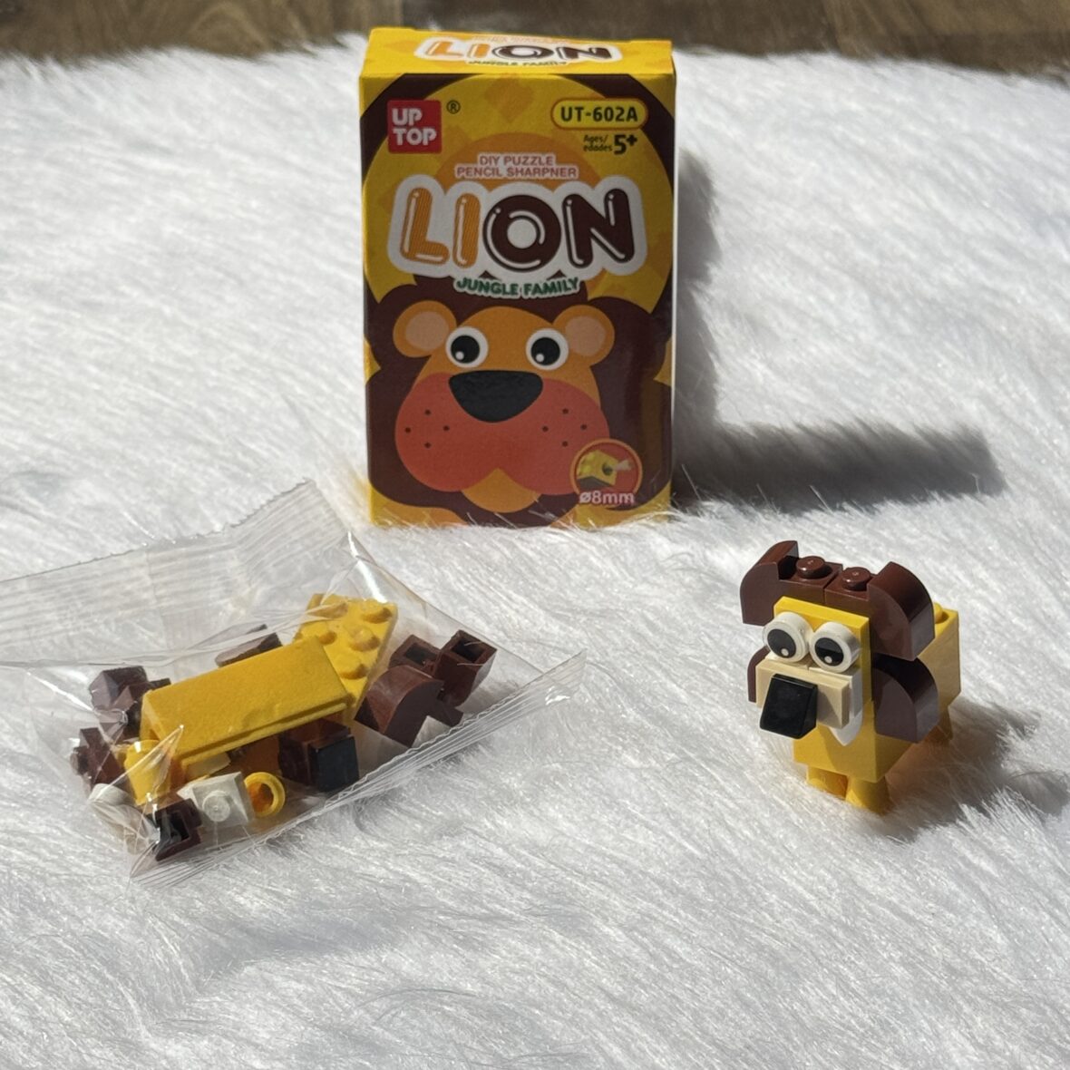 Diy Lego Style Lion Sharpener
