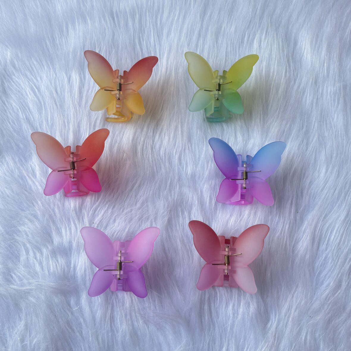 Ombré shaded butterfly claws