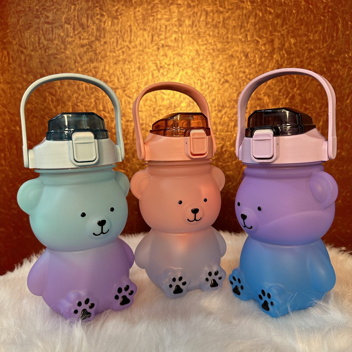 Premium Teddy sipper bottle with straw and strap approx one litre