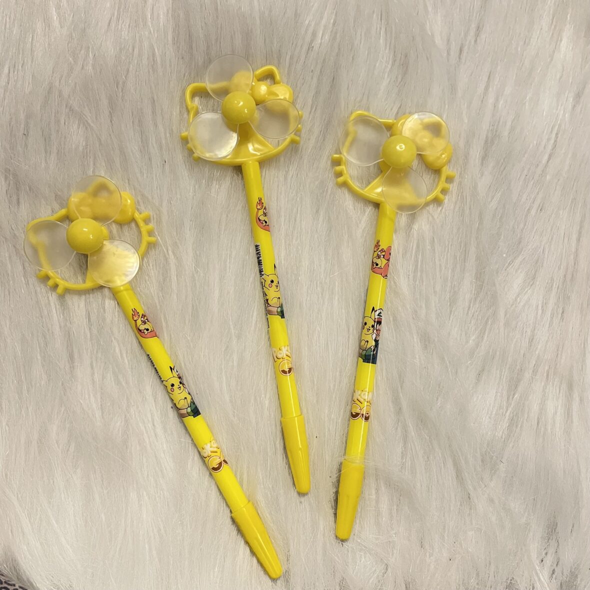 Hello kitty fan pen