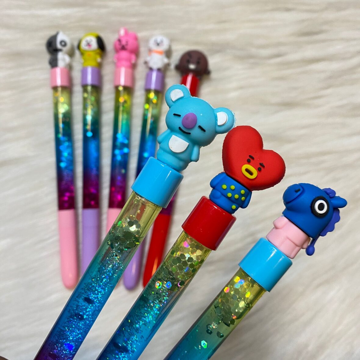 BTS water glitter pen